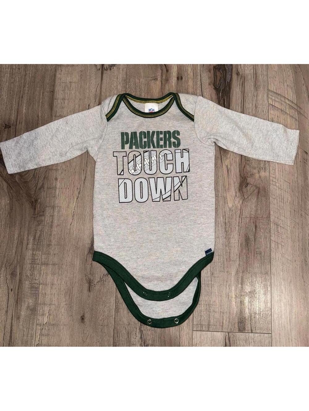 Baby Green Bay Packers Bodysuit NFL Touch Down 3-6 Months Gerber Football Onesie